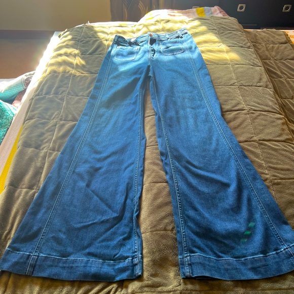 Anthropologie Pilcro Ultra High-Rise Flare Jeans - Picture 10 of 10